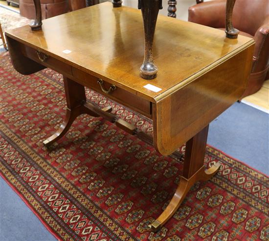 An Edwardian Sheraton revival mahogany sofa table W.88cm